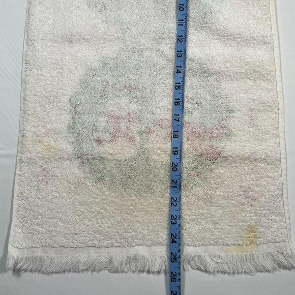 Snowman‎ Christmas Hand Towel Wreath Snowflakes Holiday Towel STAINED - Picture 9 of 9